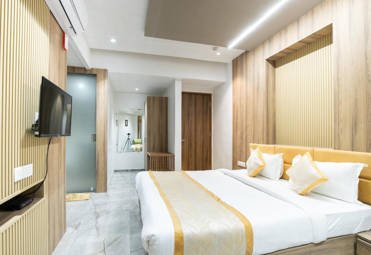 Palette - Hotel Welcome Kadi Luaran gambar