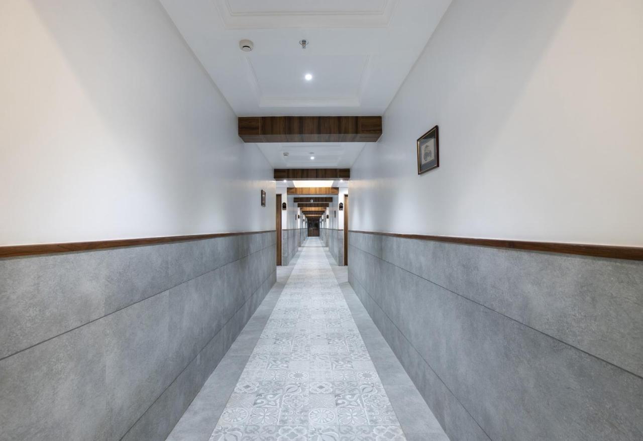 Palette - Hotel Welcome Kadi Luaran gambar