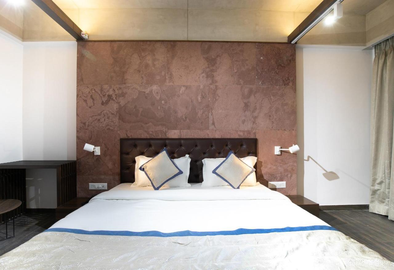Palette - Hotel Welcome Kadi Luaran gambar