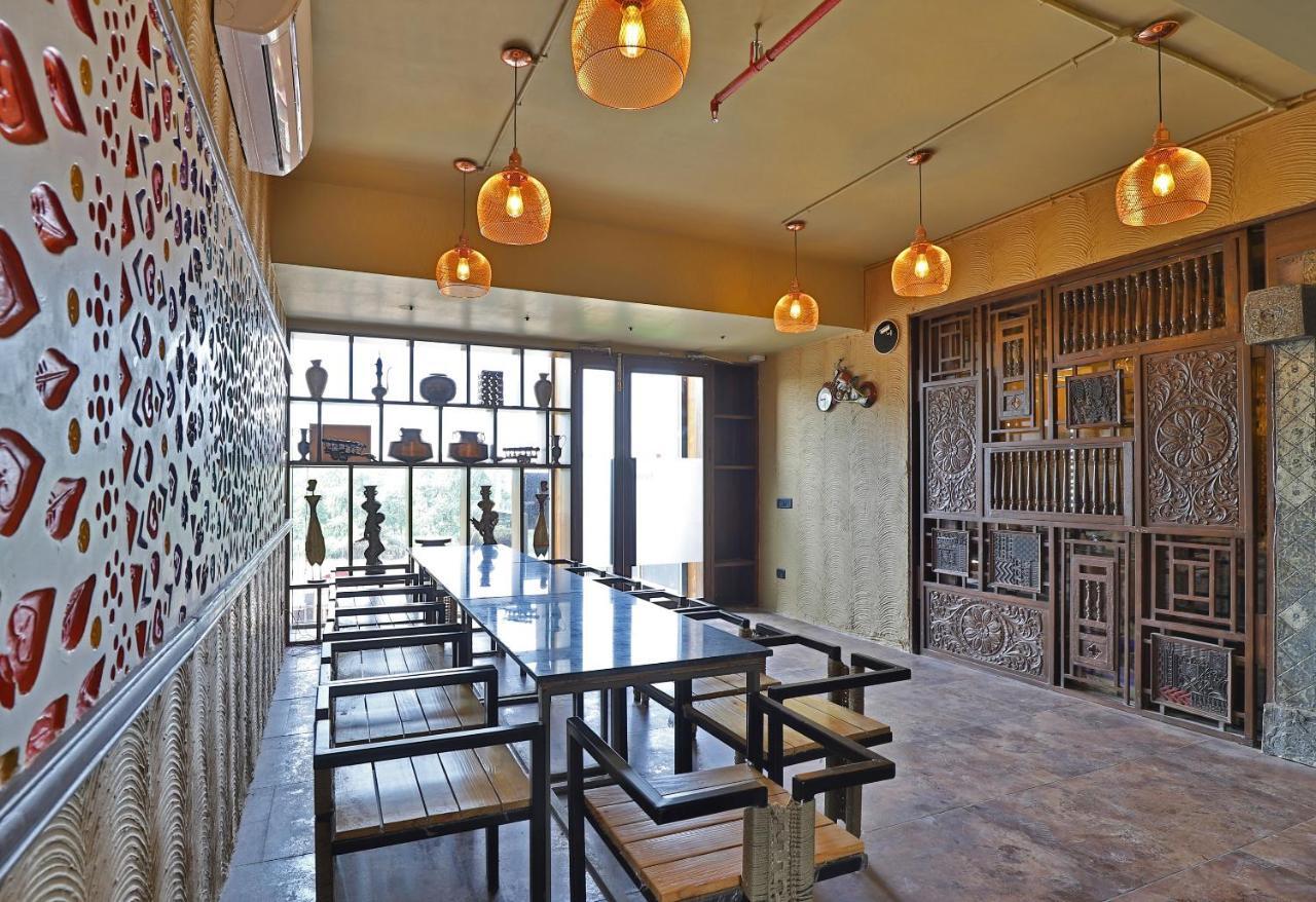 Palette - Hotel Welcome Kadi Luaran gambar
