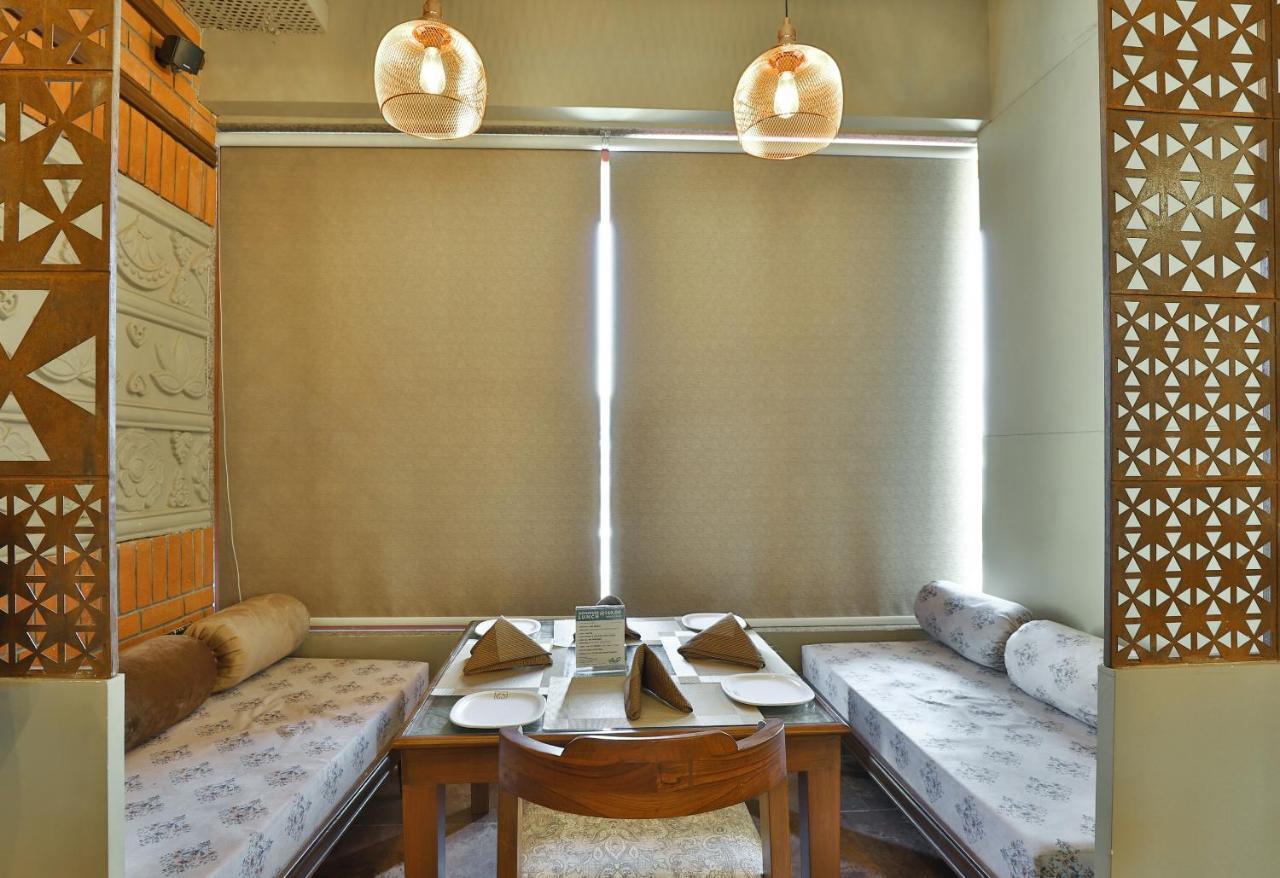 Palette - Hotel Welcome Kadi Luaran gambar